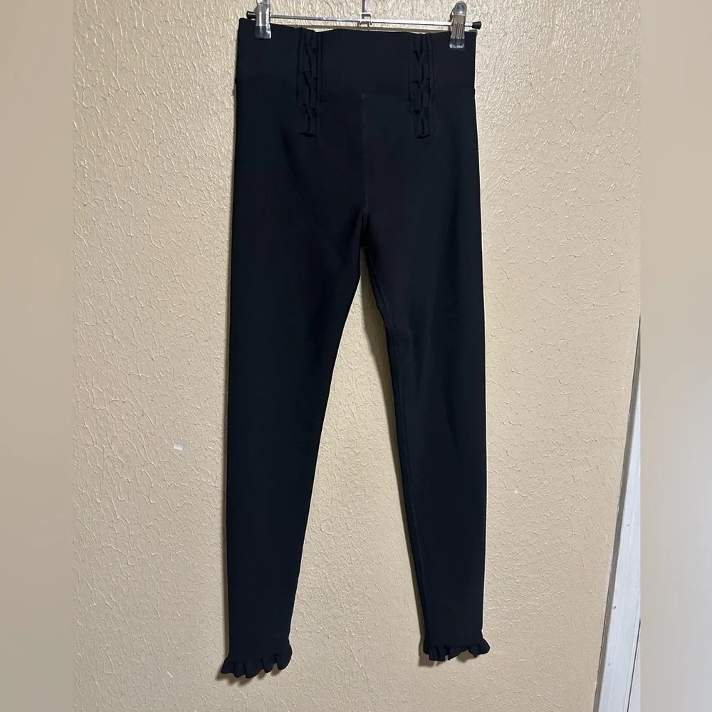 Carbon38 Ruffle Ankle Leggings Size‎ Small